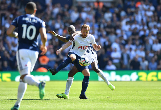 对欧足联的 对欧足联的