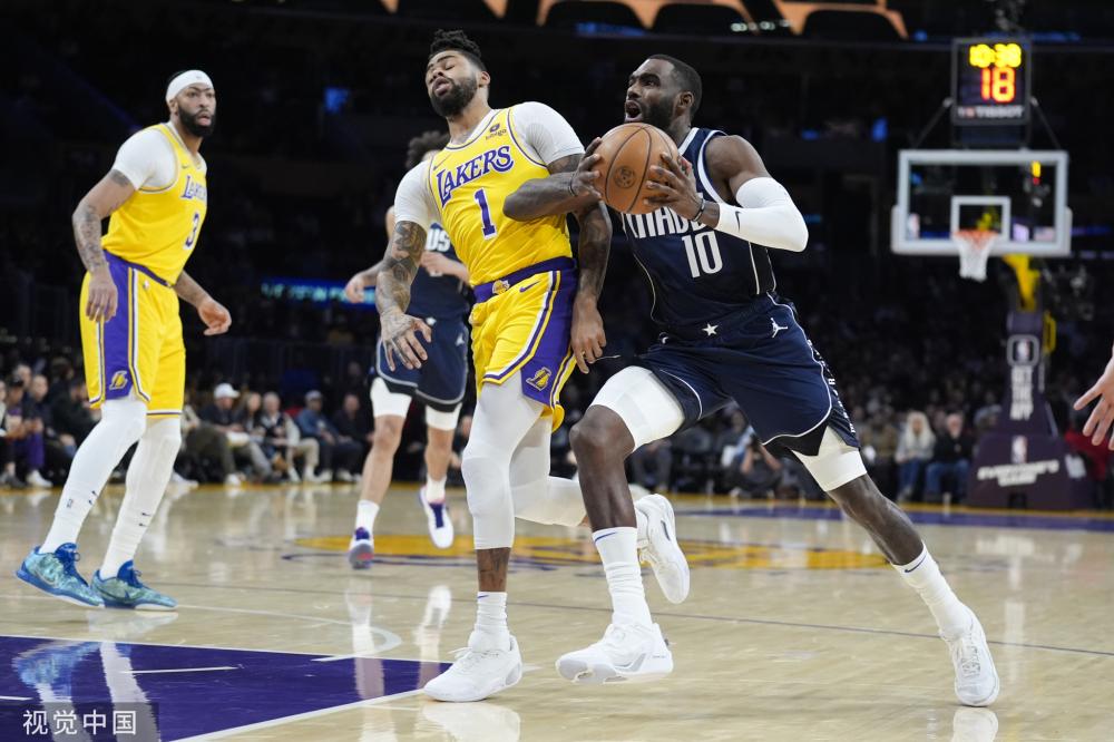 更是他超凡 更是他超凡